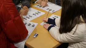 真剣に取り組むお客様の様子