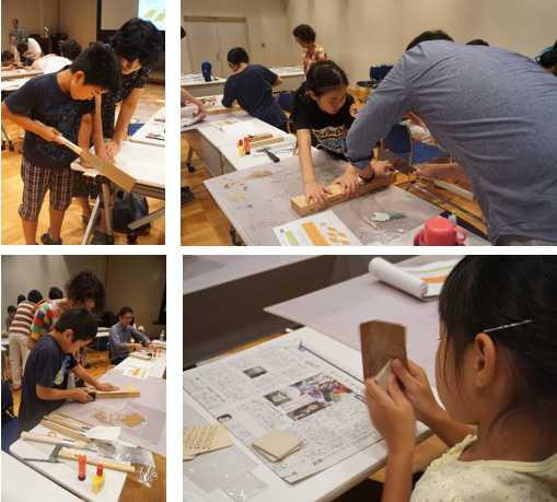 のこぎりを使用し作成する様子の画像