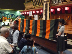 芝居小屋の定式幕の画像